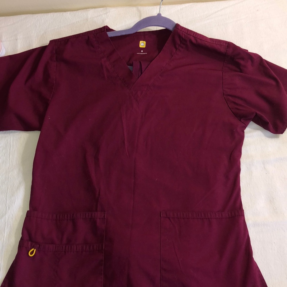 Maroon Scrubs Set, barely wore.